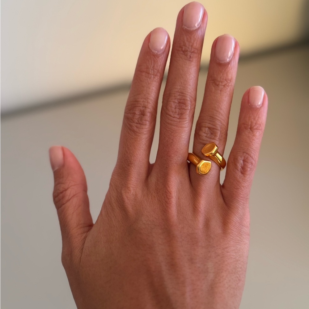 UNO de 50 Gold-Tone Adjustable Ring